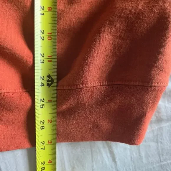 Disney Aulani Hawaii 2023 Mickey Mouse Retro Sweatshirt Mens Size L Brick Orange - Picture 7 of 7